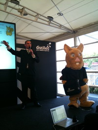 Ben Jesson & the squirrel at the SEOmoz training seminar